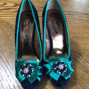 Poetic License Cha Cha Heels!